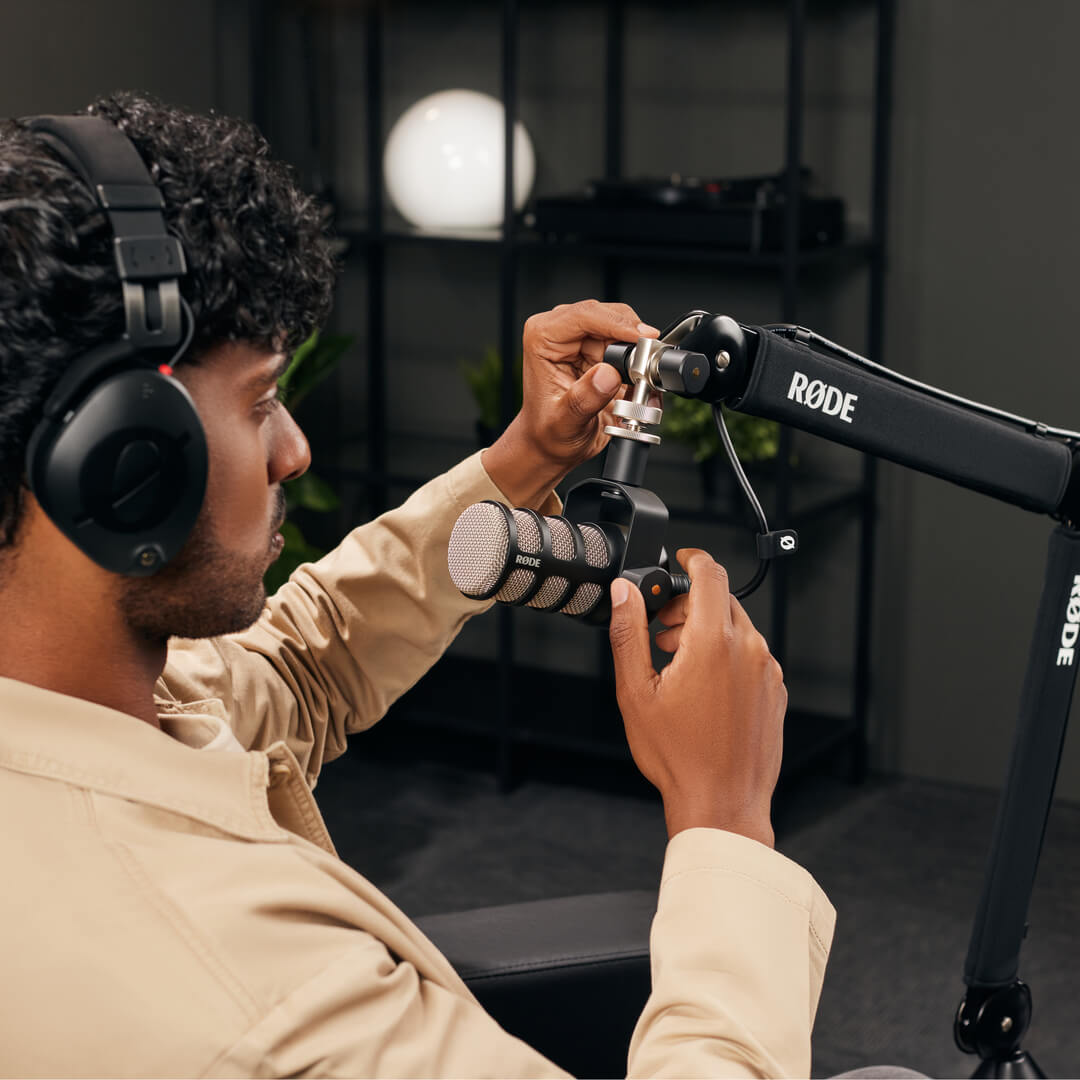 Professional podcast equipment bundle product image