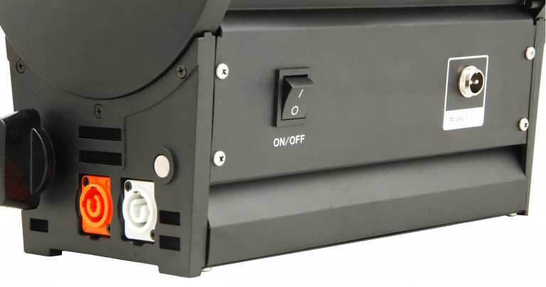 Dynacore D-LFS200D/T Focusable Fresnel Led Light detail image 4