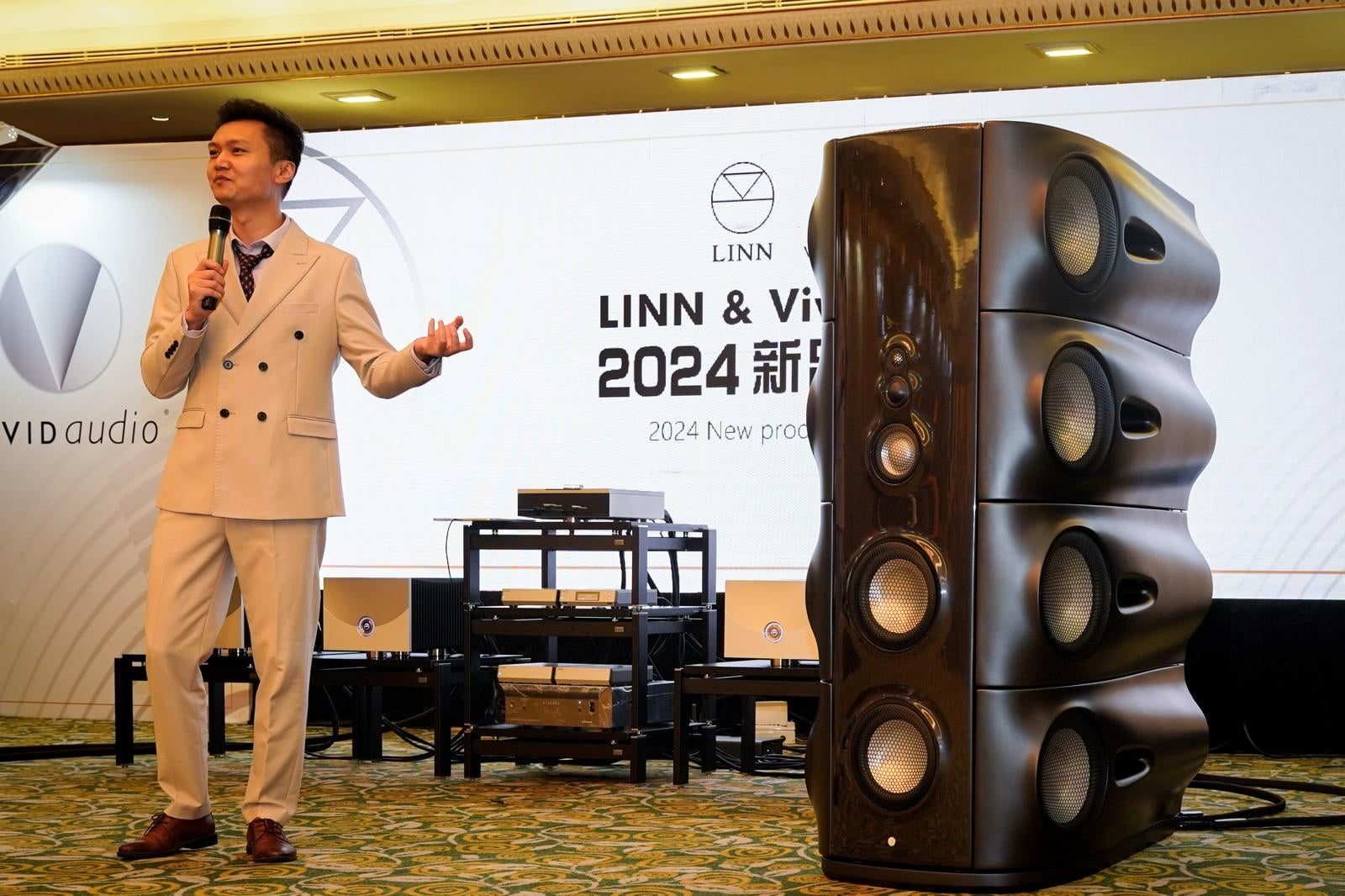 Vivid Audio Moya M1 - View 3