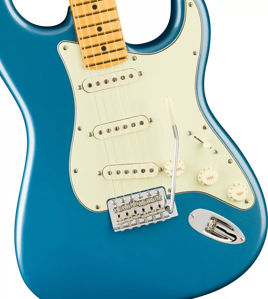 Fender American Professional Classic Stratocaster Electric Guitar - Faded Lake Placid Blue detail image 3