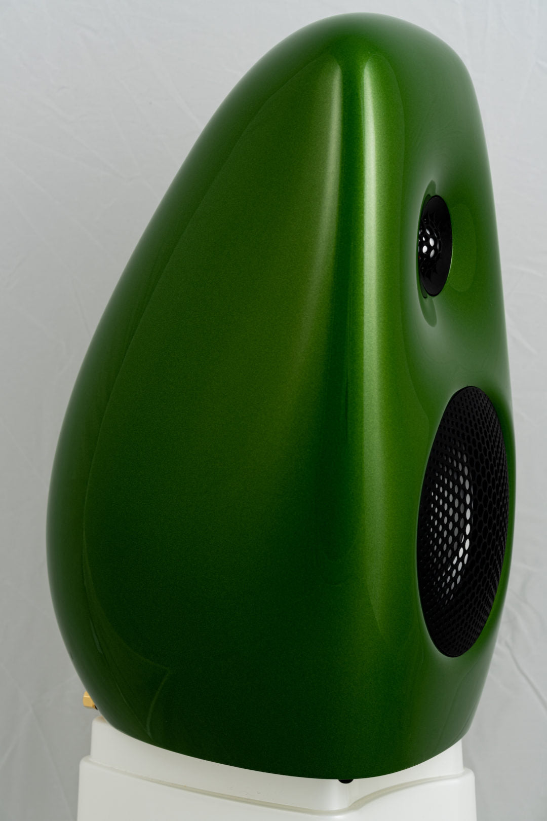 Vivid Audio Kaya S12 Bookshelf Speaker - pair - View 2
