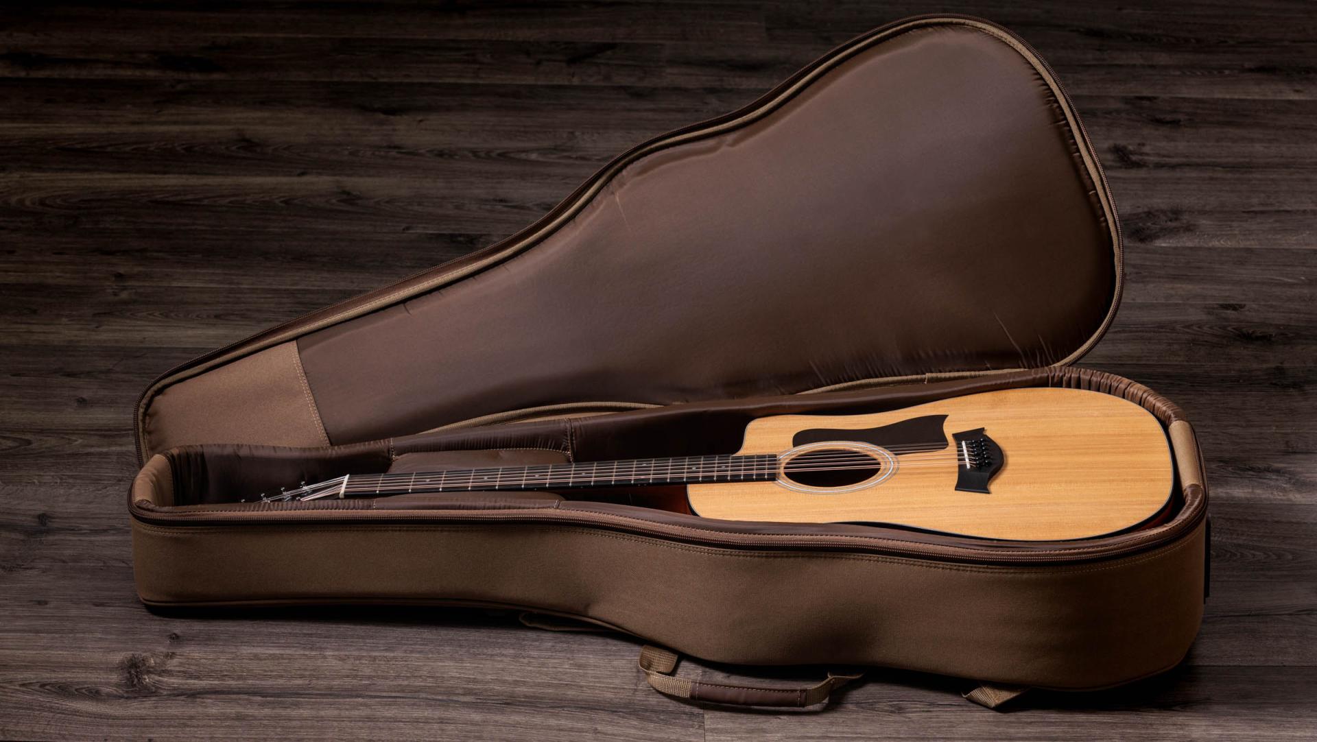 Taylor 150ce Dreadnought 12-string Acoustic-electric Guitar detail image 8